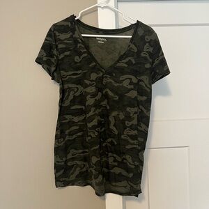 Merona Camo Fitted Short Sleeve Tee